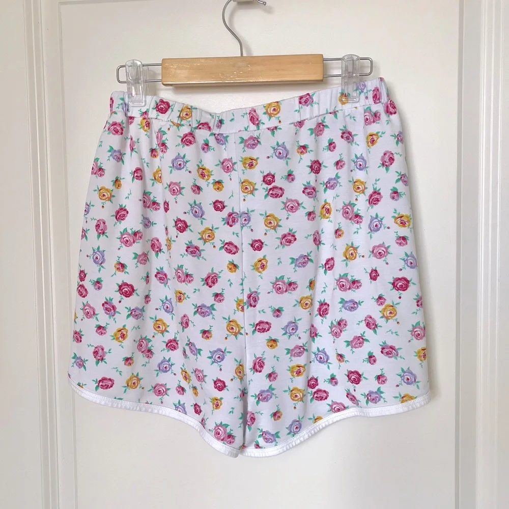 Stripe & Stare Shorts - S - Picture 4 of 7